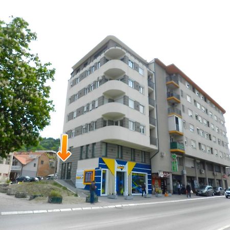 Apartman Regina Apartment Uzice Exterior photo